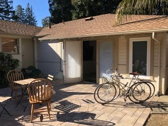 House for rent 2 bedrooms - Menlo Park (option to be fully furnished) 1
