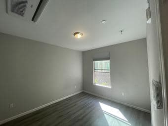 3B3.5B Sunnyvale Townhouse新房一楼客卧招长租室友-即日起租 1