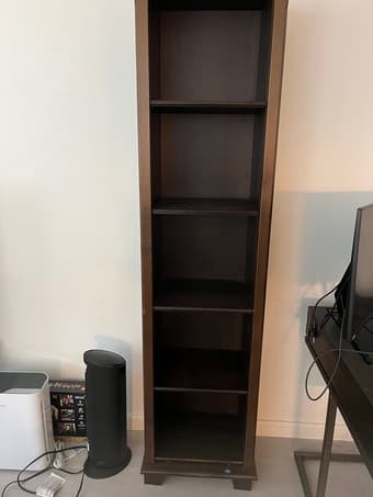 Free bookshelf 1