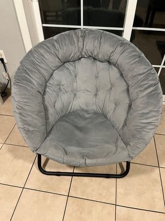 Large round plush chair 1