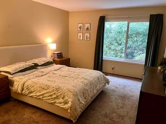 Master Bedroom with Private Bathroom for Rent in Spacious 3B2B Home 2