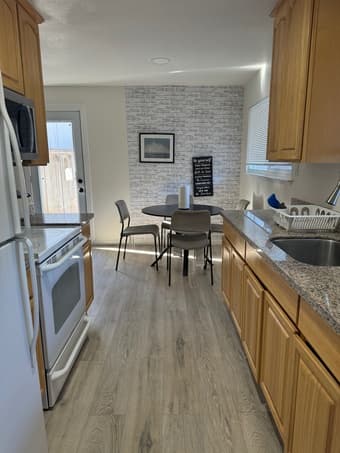 Furnished Private Room for Stanforders in 4BR 2BA House Near Stanford 2