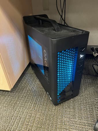 Selling like-new Lenovo computer - $1,000 OBO 2