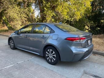 2021 Toyota Corolla Hybrid, low mileage 2