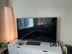 TV Samsung un58ru710d, 58", 4K 1