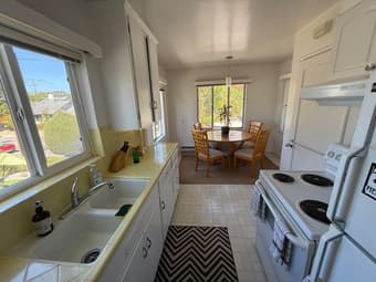 1 bedroom/1 bath apartment in the College Terrace 3