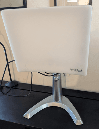 Day-light/Sun lamp for the upcoming winter -- exceptional price! 1