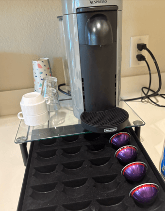 Selling Nespresso Vertuo machine + espresso drawer + milk frother 3