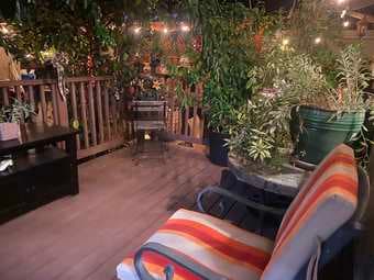 1 bed/1 bath back cottage in RWC, all utilities included 2