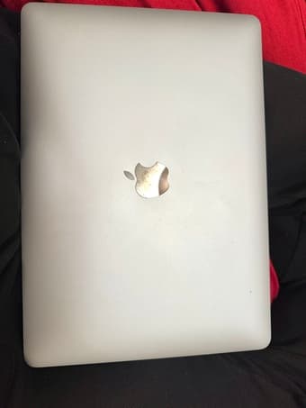 Mint condition MacBook Pro 13” (2020) 14GHz Quad-Core i5, 16GB RAM 3