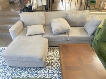 Stylish Sofa Set!! 1