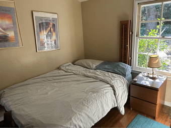 Private room with private bath located in Atherton 1