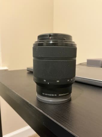 Sony FE 28-70mm f/3.5-5.6 OSS Full-Frame Autofocus Lens for E-Mount 1