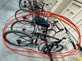 Men's bike + helmet + lock + seatcover 1