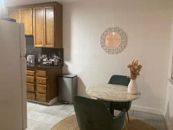 Room available in Menlo Park: nice location and good price 4