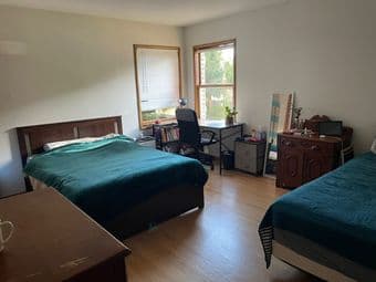 Winter sublet (Dec8-Jan8) in beautiful and quiet Palo Alto house! 1
