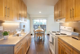 Sublet: Spacious Two-Story 2BR Apartment on Stanford Camp 1