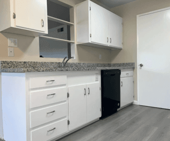 2b1b apartment for rent near Stanford in Palo Alto 1