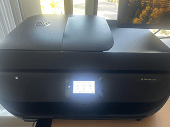 Selling HP OfficeJet 5255 -Like-new condition- 1