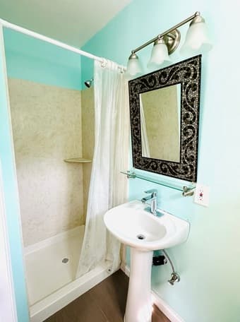 Furnished master bedroom with private bathroom in East Palo Alto 4