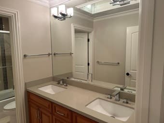 A bedroom in our beautiful new house in Palo Alto near campus 4