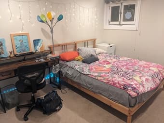 Room in co-op in downtown Palo Alto Available starting January 1 3