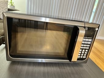 Hamilton Beach Microwave 1