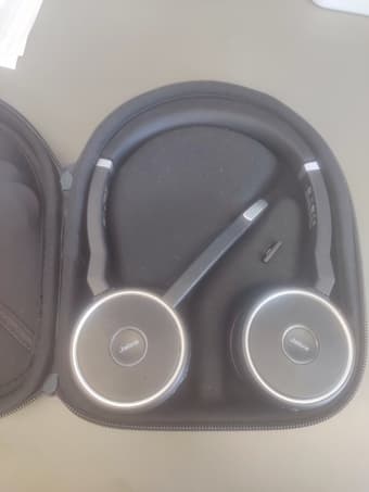 Jabra Evolve 75, New 355$ Selling for 100 2