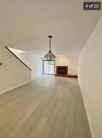 Roommate Wanted: 2-Bed, 2.5-Bath Townhouse in Palo Alto (Jan 31) 1