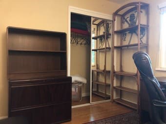 House located within minutes of downtown Palo Alto (1.2 mi), Menlo Par 1