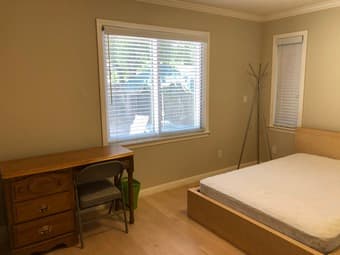 New Furnished Room Walk to Stanford In Palo Alto for Female 1