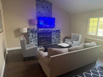 Shared Room Near Stanford 1