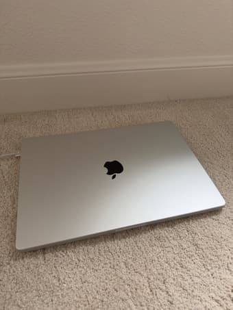 MacBook Pro 2023 / 64GB RAM / 1TB / Apple M2 Max 1