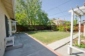 Private room for rent 4