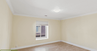 Furnished room with private balcony close to Stanford 1