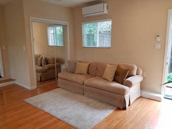 Private Furnished Studio (540 sqft) Bright, Clean & Safe - Palo Alto 3