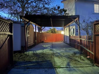 Shared Room Near Stanford 3