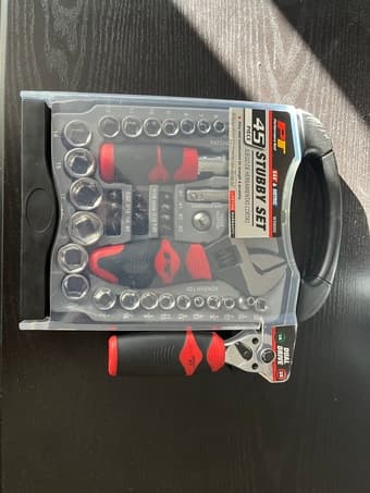 Performance Tool W39000 45 Piece Stubby Set 1