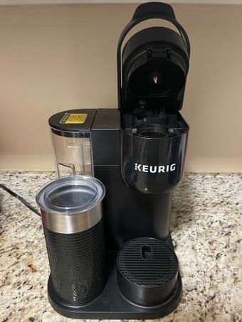 Keurig K-Café Essentials 1