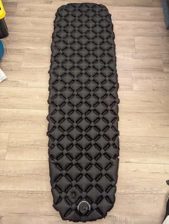 sleeping pad inflatable 1