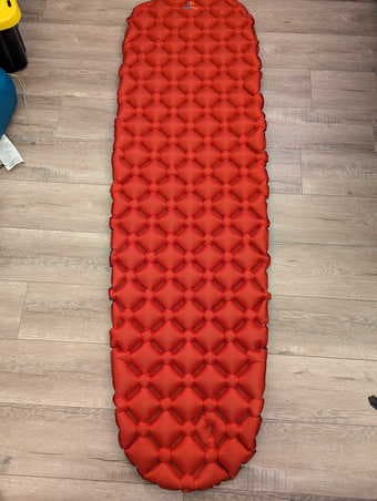 sleeping pad inflatable 2
