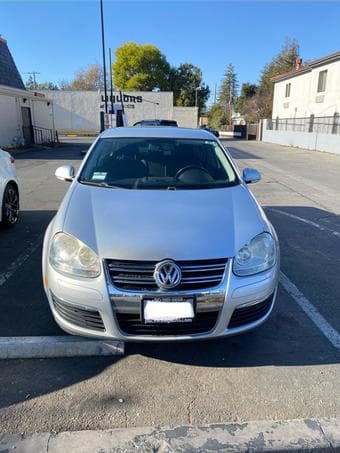 2010 Volkswagen Jetta | Clean Title | Smog Checked | $4,500 1
