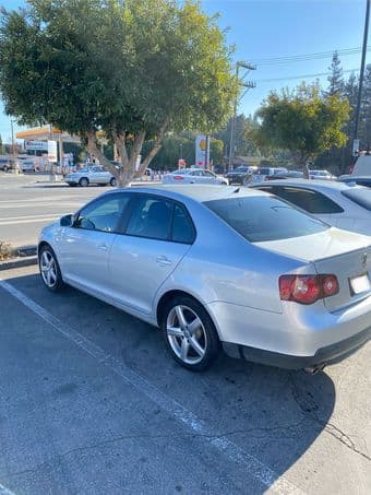 2010 Volkswagen Jetta | Clean Title | Smog Checked | $4,500 2