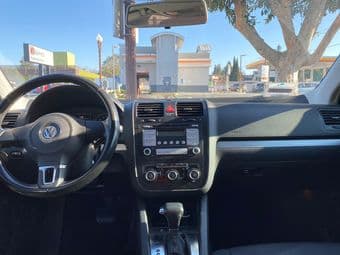 2010 Volkswagen Jetta | Clean Title | Smog Checked | $4,500 4