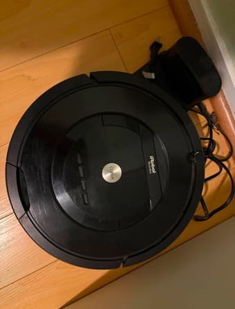 Roomba vacuum 1