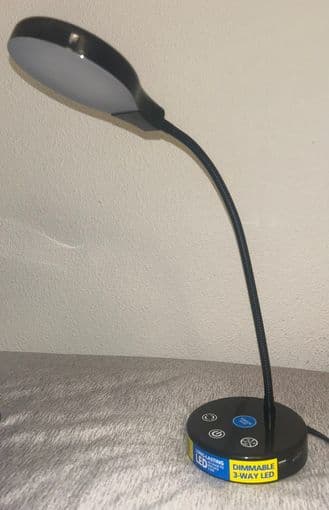 Selling Dimmable Study lamp 1