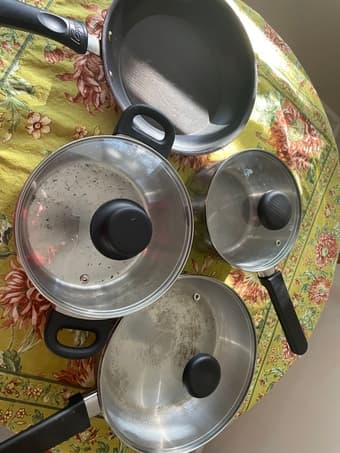 Pots and pans for sale - great condition 1