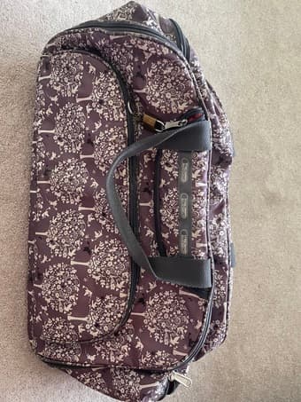 Suitcase for sale - excellent condition 1