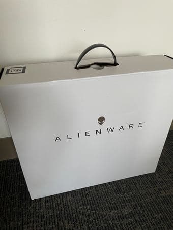 Alienware m15 R4 Gaming Laptop 1