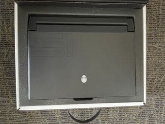 Alienware m15 R4 Gaming Laptop 3